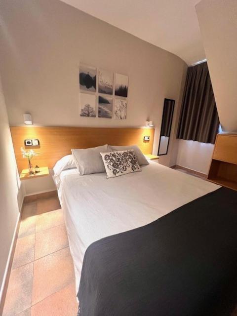 Aparthotel El Serch Andorre-la-Vieille Extérieur photo