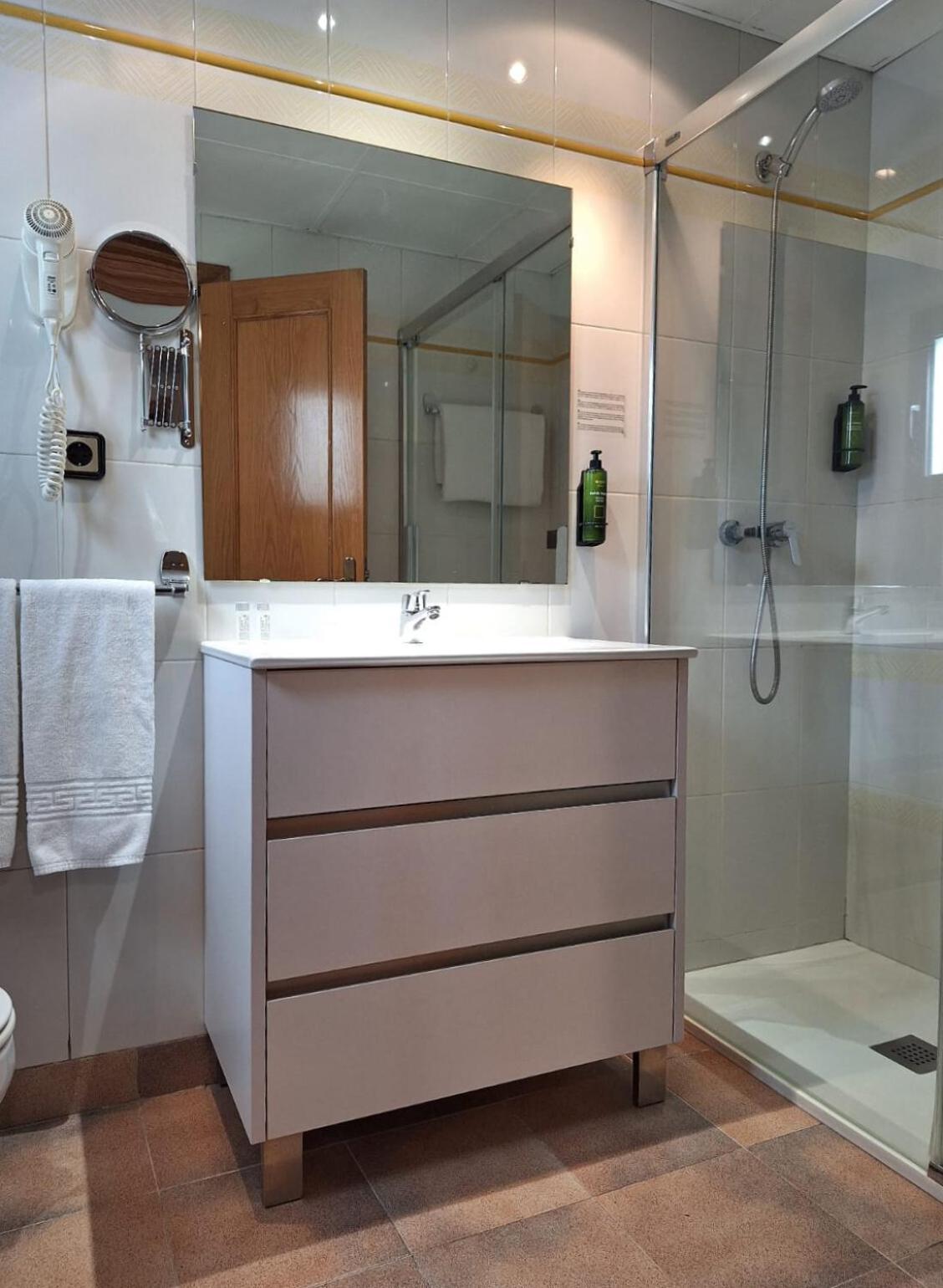 Aparthotel El Serch Andorre-la-Vieille Extérieur photo