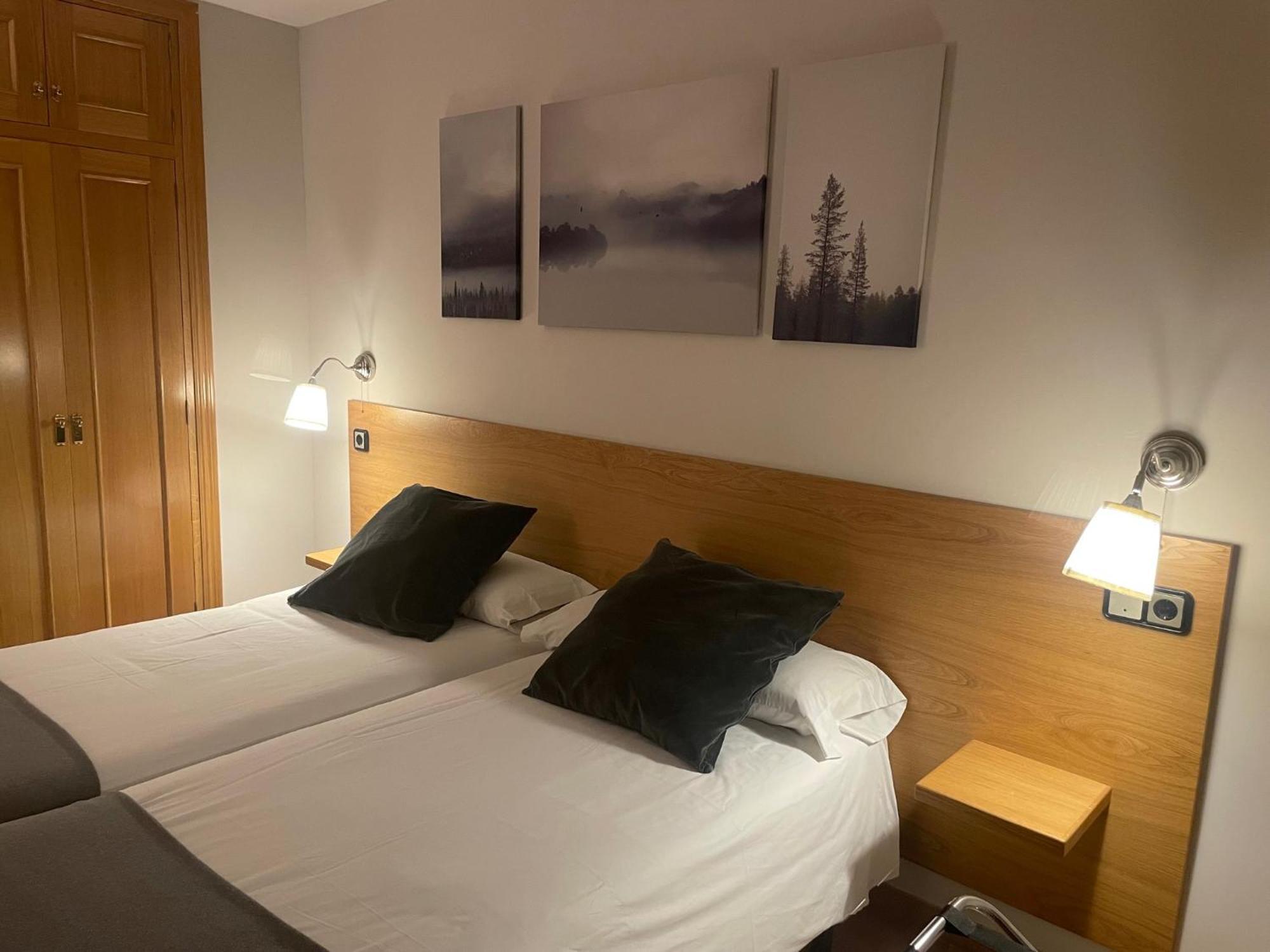 Aparthotel El Serch Andorre-la-Vieille Extérieur photo