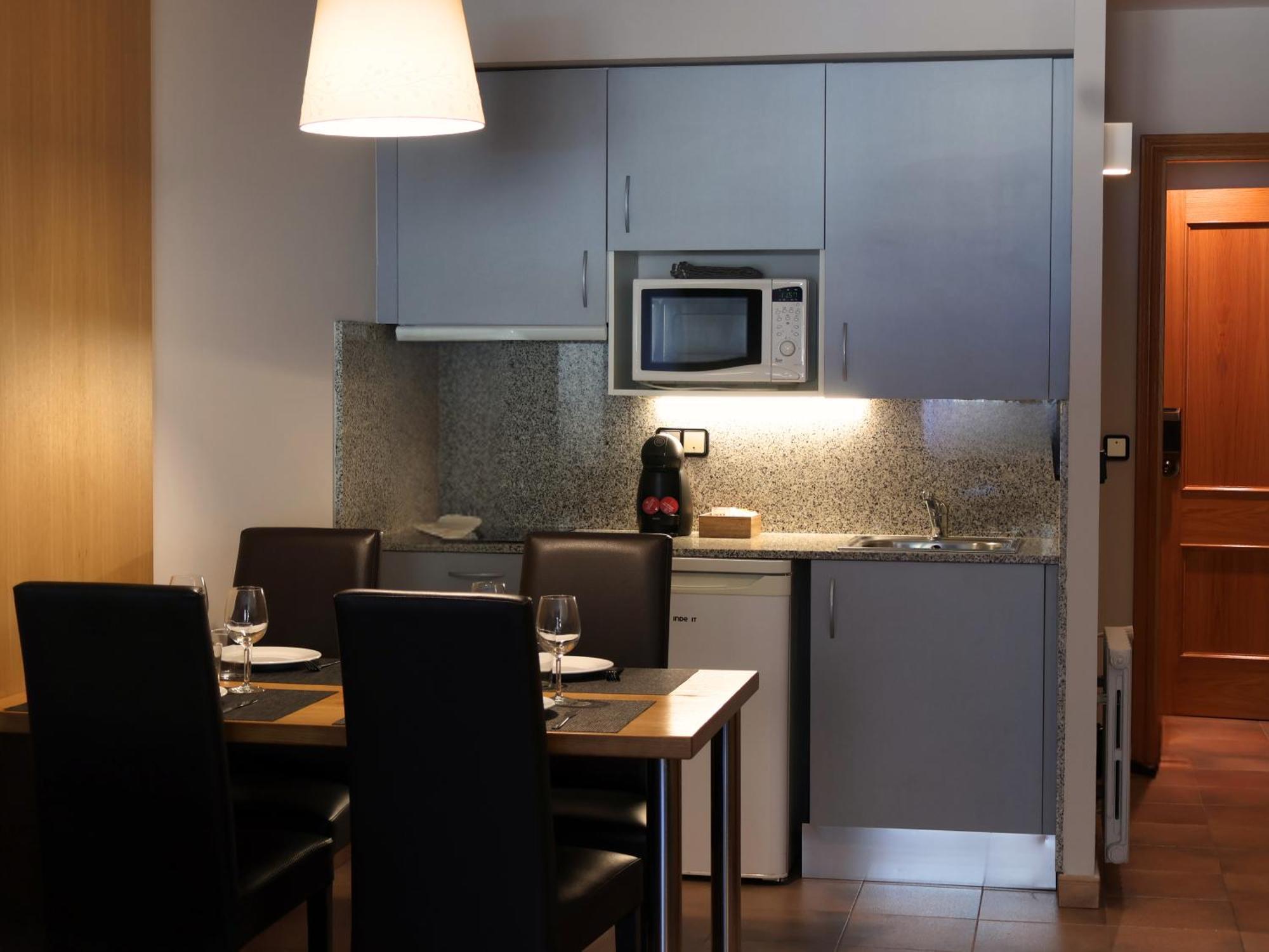 Aparthotel El Serch Andorre-la-Vieille Extérieur photo