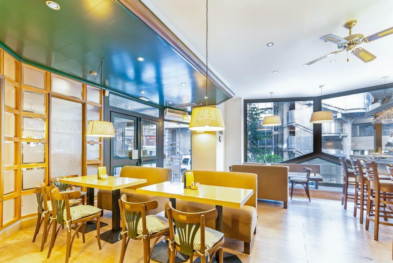 Aparthotel El Serch Andorre-la-Vieille Extérieur photo